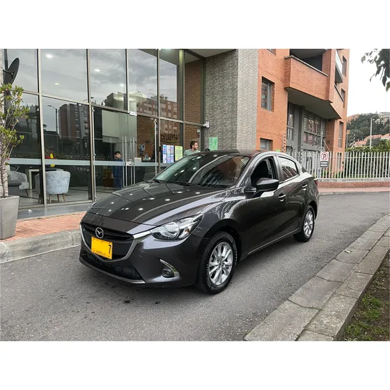 Mazda 2 Sedan 1.5 Touring