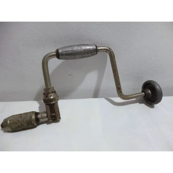 Taladro Manual Antiguo De Carpintero