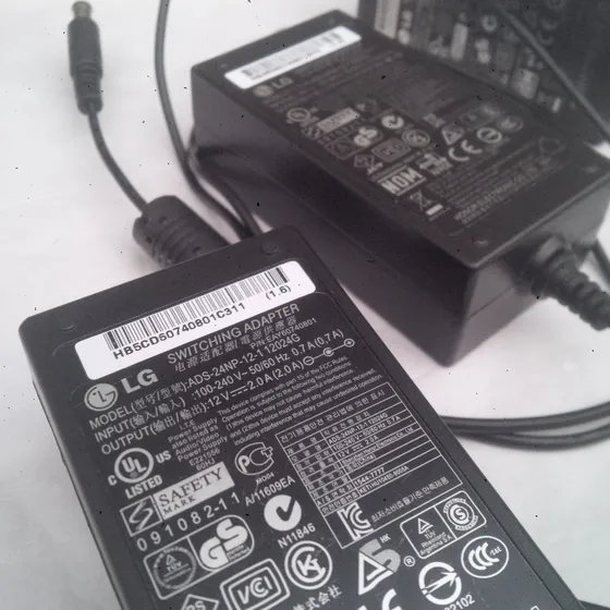 Cargador De Monitor LG Flatron