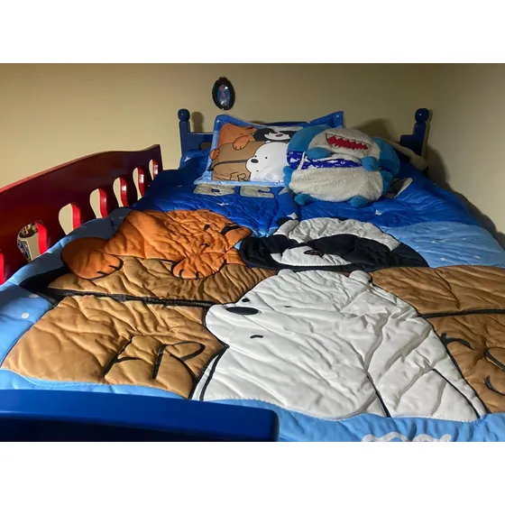 Se Vende Camarote Semidoble, Con Escritorio Y Aramario.