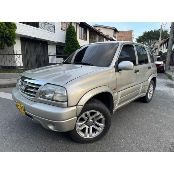 Chevrolet Grand Vitara 2.0 L