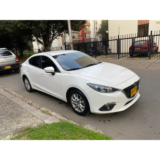 Mazda 3 2.0 Touring