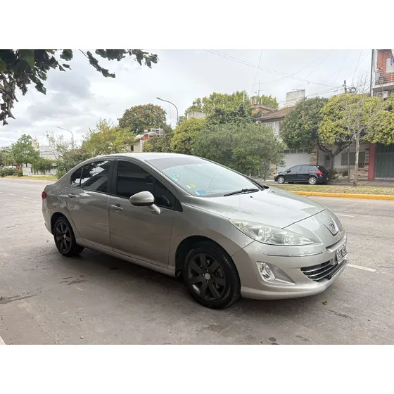 Peugeot 408 2.0 Allure Nav 143cv
