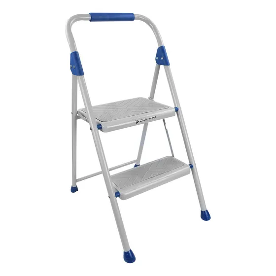 Escalera Plegable De Tijera Cuprum C-4368-02a 150 Kg Color Gris