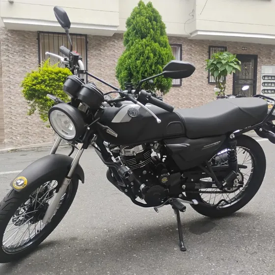 Akt Nkd 125 Modelo: 2026 Placa : I Km: 1700