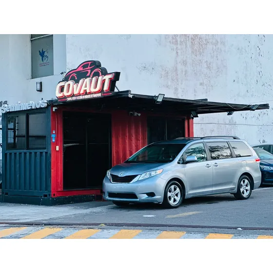 Toyota Sienna Le Aa Ee At
