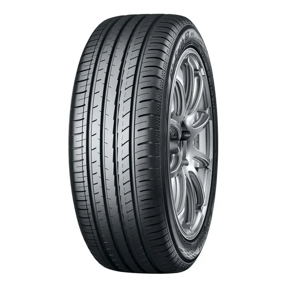 Pneu Yokohama Bluearth Gt Ae51 225/45 R19 96w
