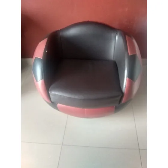 Sillón Giratorio En Forma De Balón De Fútbol 