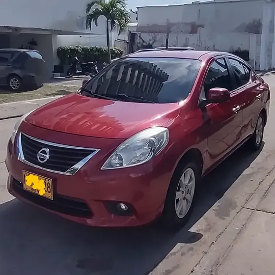 Nissan Versa 2013 1.6 Advance