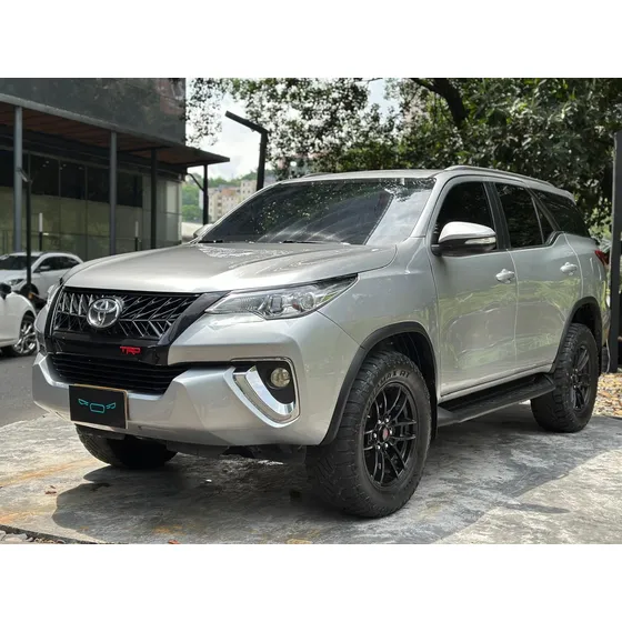 Toyota Fortuner 2.8l