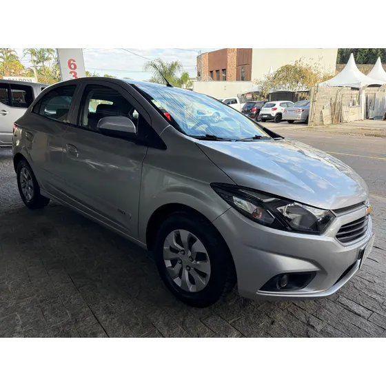 Chevrolet Onix 1.0 Lt 5p
