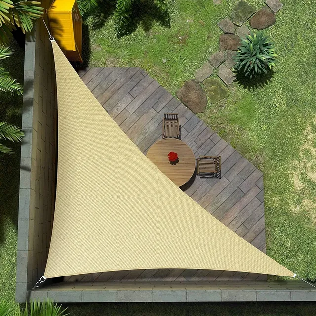 Toldo Triangular Tipo Vela De 4,8 X 4,8 X 7 Metros. Beige