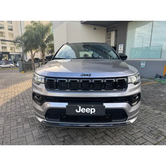 Jeep Compass Blackhawk 2.0 At9 4x4 272cv 400nm