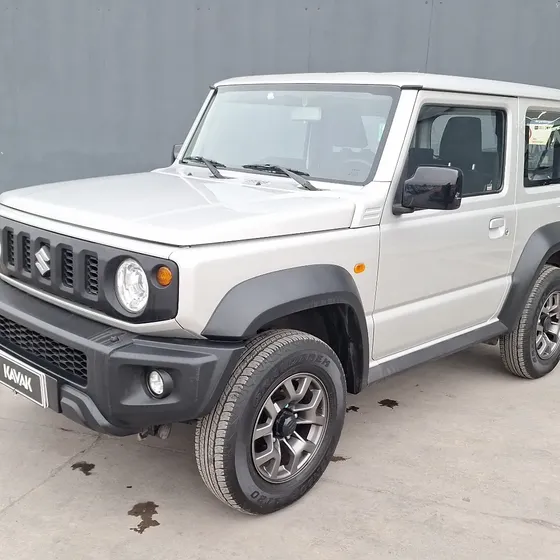 Suzuki Jimny 2023