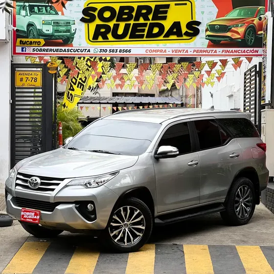 Toyota Fortuner 2020 2.4 Street At 7as
