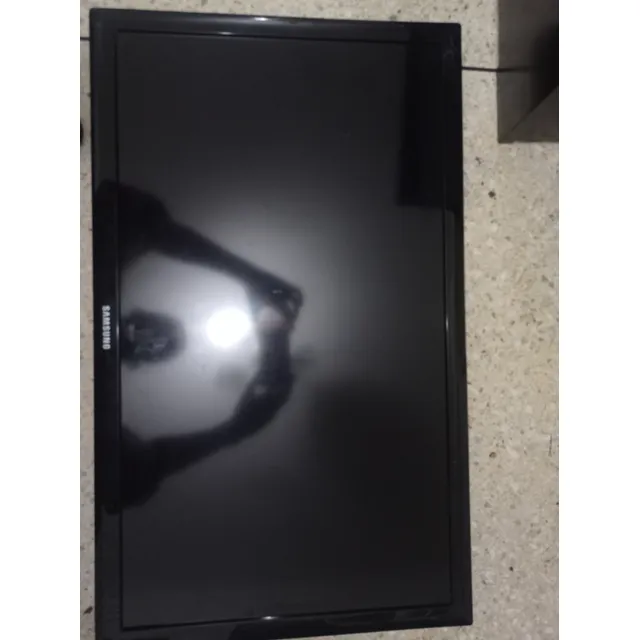 Tv Pantalla Plana Samsung (para Repuesto) Modelo Un32d4003bd