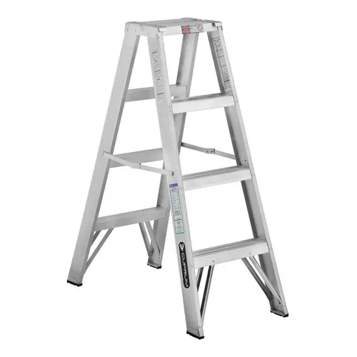 Escalera De Tijera Cuprum C-2231-04 De 1.17m 175 Kg Aluminio Color Gris