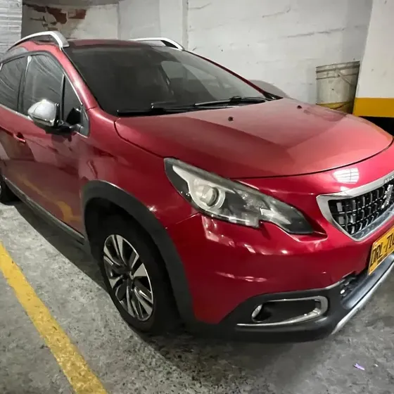 Peugeot 2008 2018 1.6 Allure