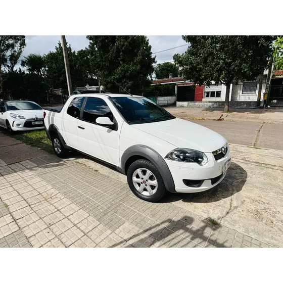 Fiat Strada 1.4 Trekking Cd