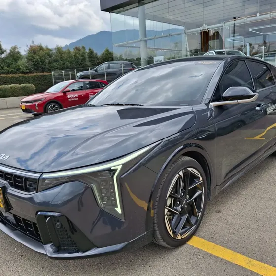 Kia K4 2025 2.0 Gt Line At