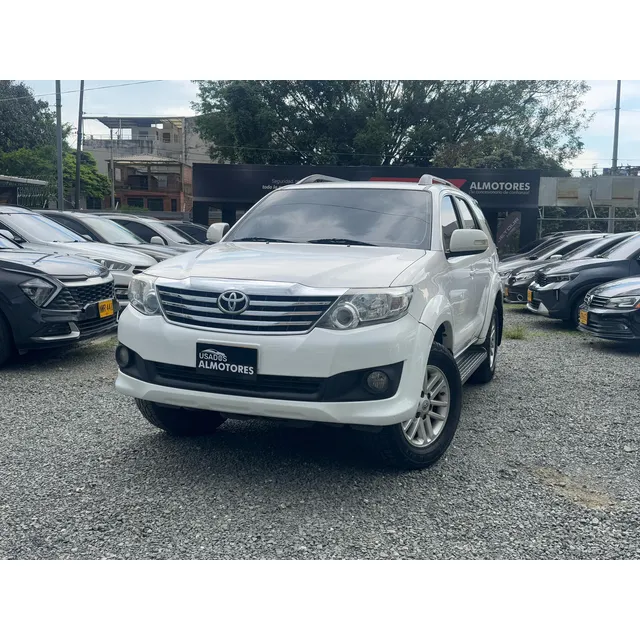 Toyota Fortuner 2.7l 4x2