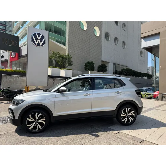 Volkswagen Taigun 1.0 Tsi Highline At
