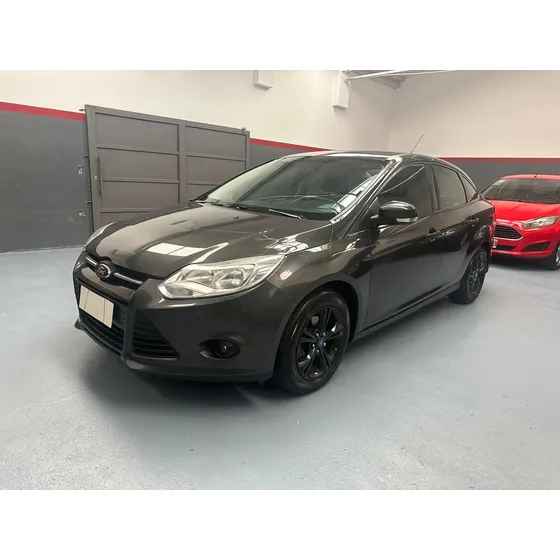 Ford Focus 1.6 4p S Sedan