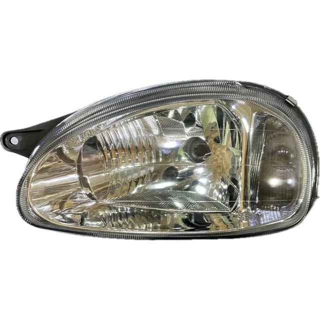 Faro Chevrolet Corsa 2000 - 2006 Izquierdo Vidrio Yosai