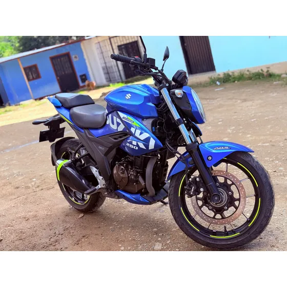 Moto Gixxer 250 Azul 12,500,000 Negociables