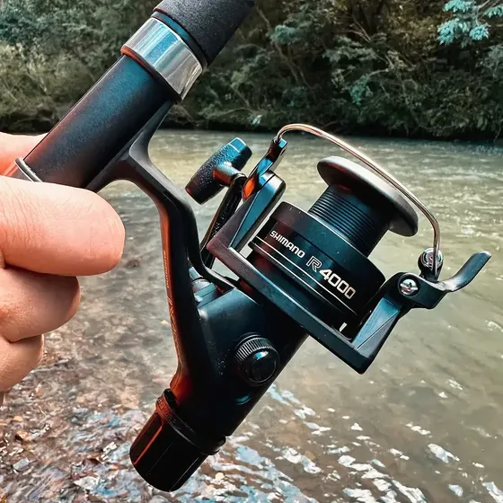 Kit Pesca Profissional Shimano Molinete 4000 + Vara 1,98m Preto