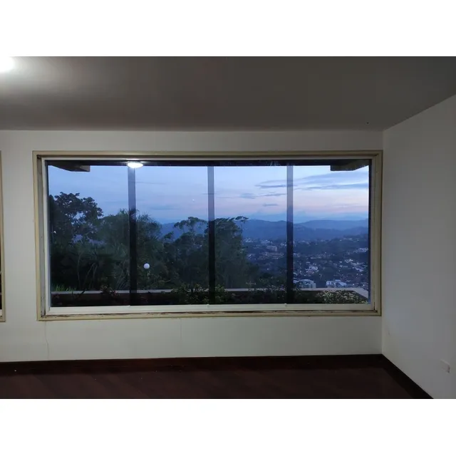 Ventanas Panorámicas Y Anti Ruido 
