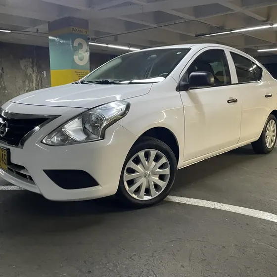Nissan Versa 2020 1.6 Sense