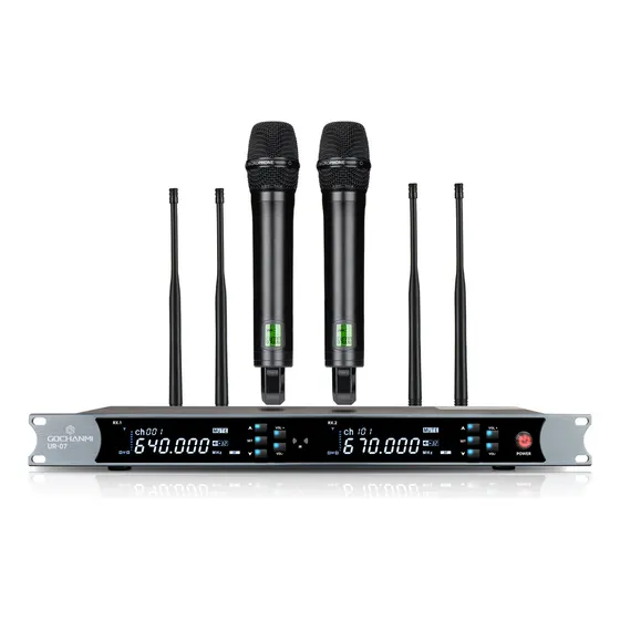 Microfonos Gc Ur07 2 Canales 4 Antenas Inalambricos Sistema Color Negro