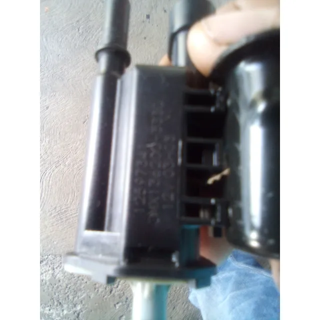 Regulador De Presión De Gasolina Trail Blazer Usado Original