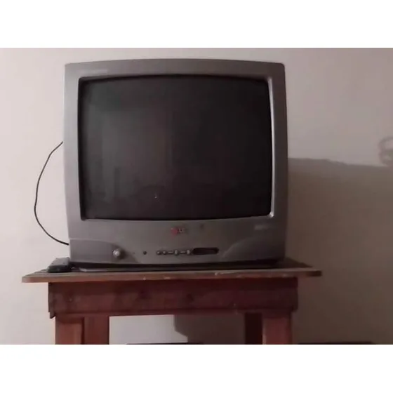 Televisor LG Modelo Viejo