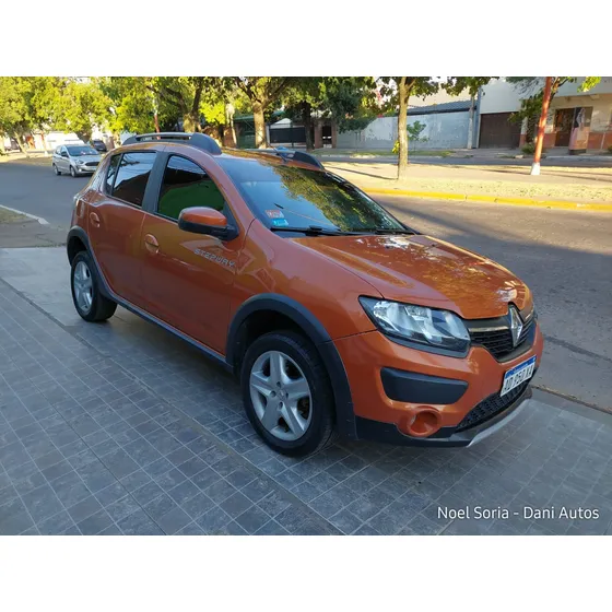 Renault Sandero Stepway 1.6 Expresion