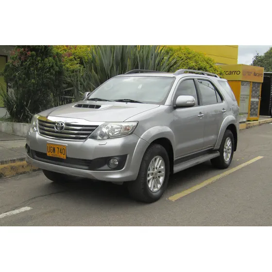 Toyota Fortuner 3.0 Sr5