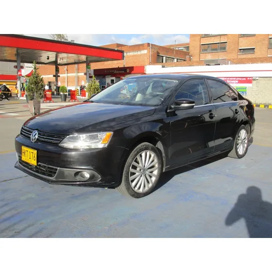 Volkswagen Jetta Comfortline 2500cc At Aa
