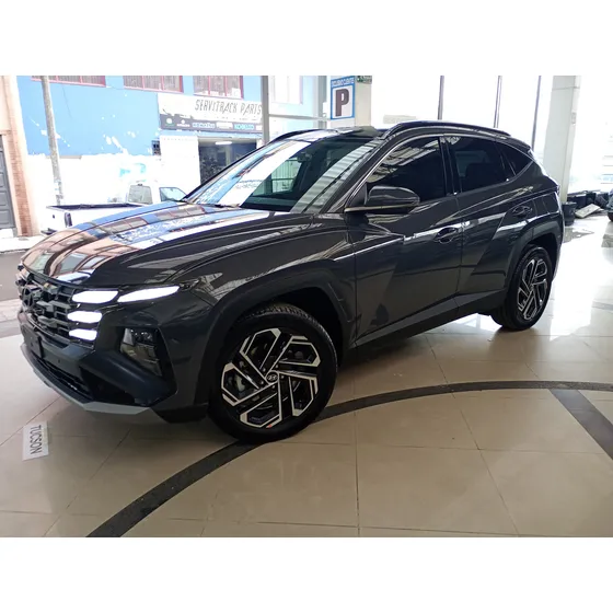 Hyundai Tucson Limited 4x4 Hibrida