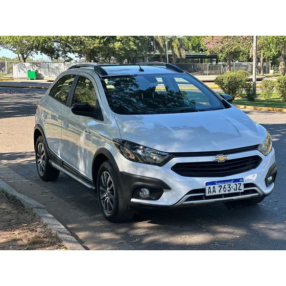 Chevrolet Onix 1.4 Active