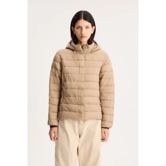 Campera Ultralight Capucha Desmontable Beige Mujer Portsaid