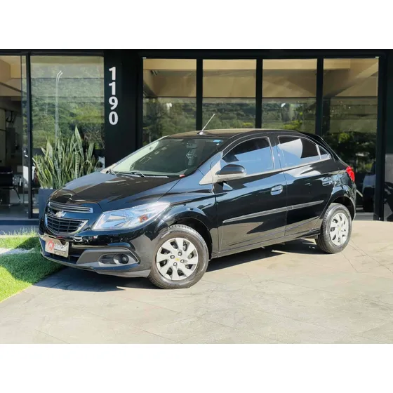 Chevrolet Onix 1.0 Mpfi Lt 8v Flex 4p Manual