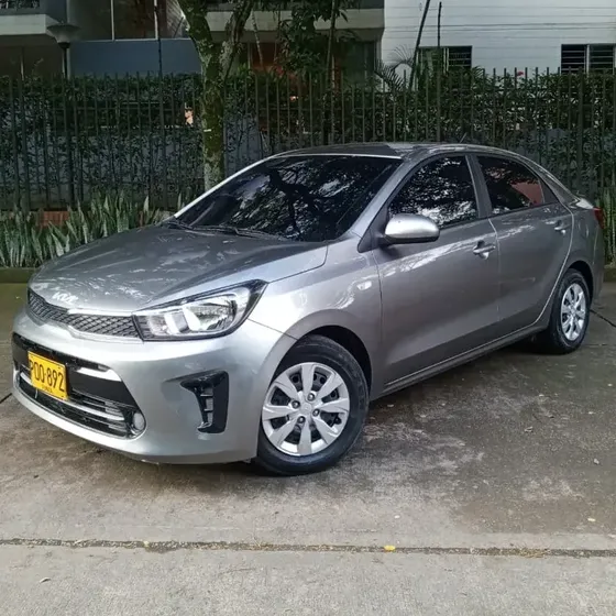 Kia Soluto 2025 1.4 Emotion At