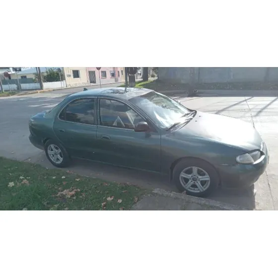 Hyundai Elantra 1.8 Gl
