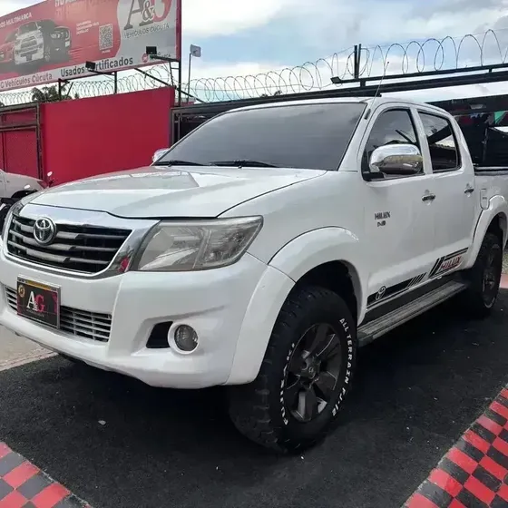Toyota Hilux 2011 2.5 Mt 4x4 Diesel