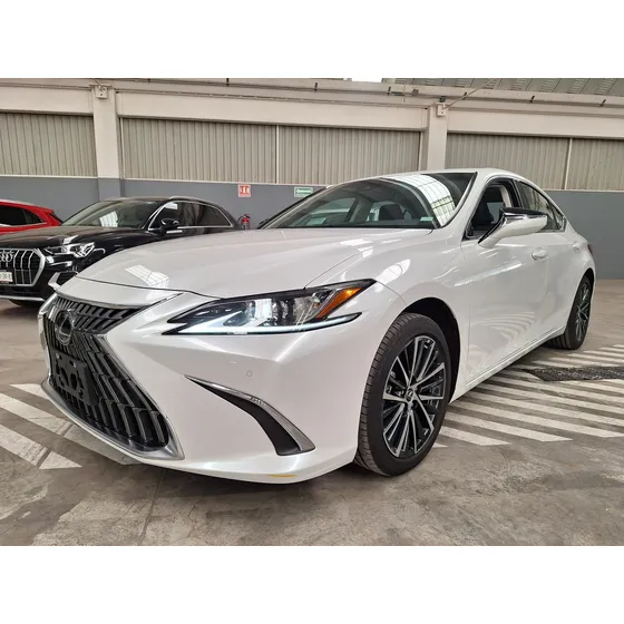 Lexus Es 4p 300h Hev L4/2.5 Aut