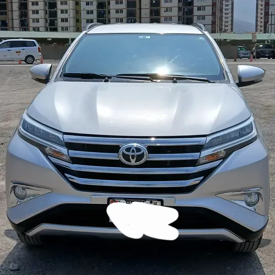 Toyota Rush Automática