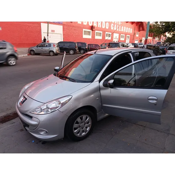 Peugeot 207 1.9 Sedan Xs