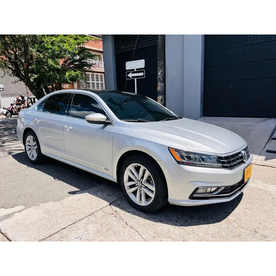 Volkswagen Passat G7 2.5 Highline