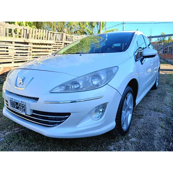 Peugeot 408 2.0 Allure Plus 143cv